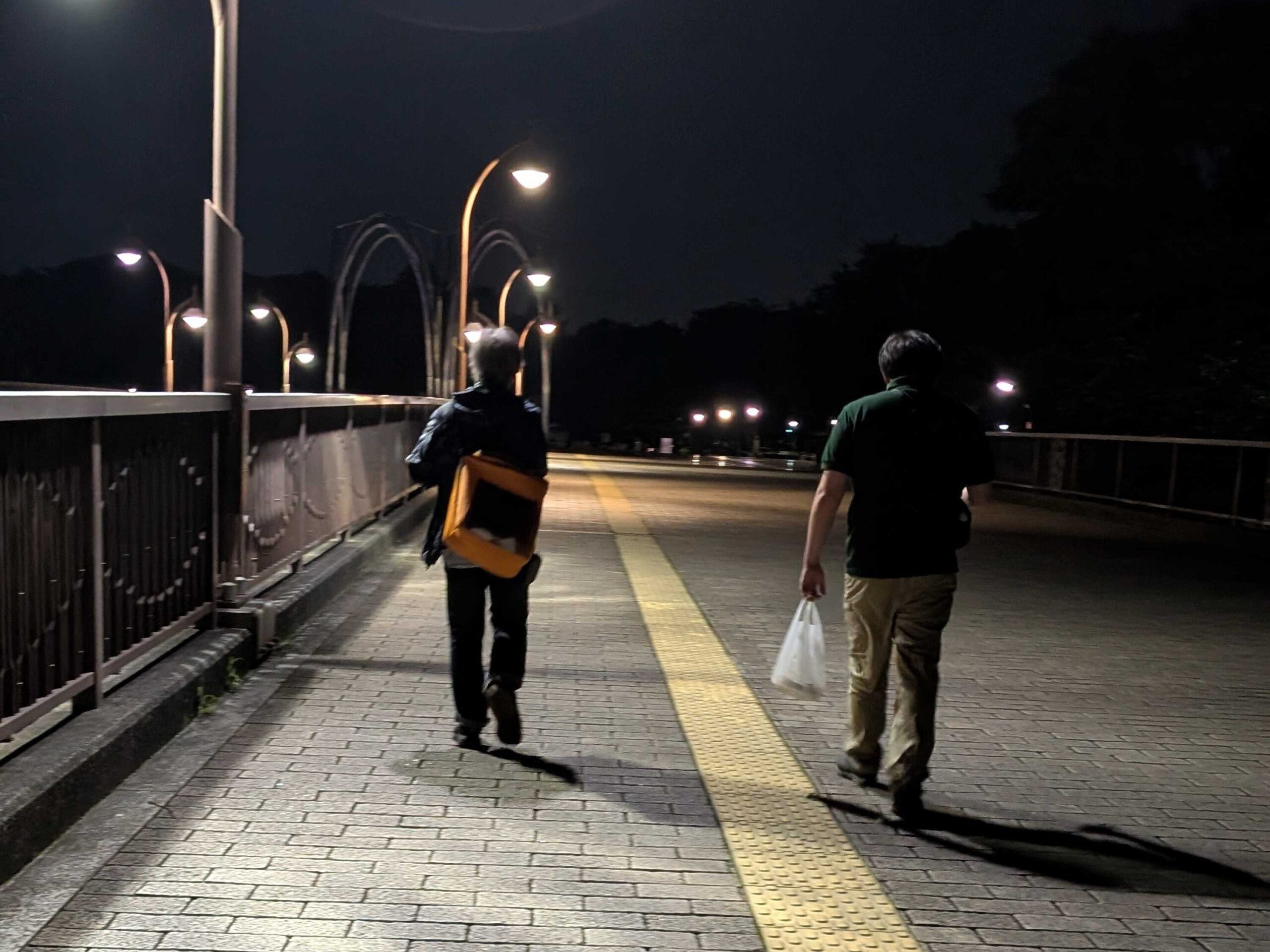 2025年6月16日、光が丘地域の路上生活状態にある方へのアウトリーチ活動（夜回り）を実施しました